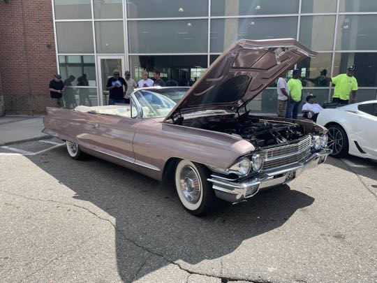 CCCoM 5th Annual “Show and Shine” at Fountain Walk
