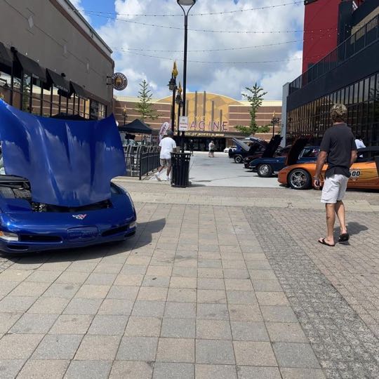 CCCoM 5th Annual “Show and Shine” at Fountain Walk