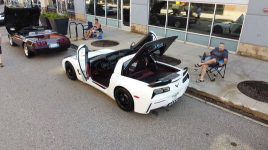CCCoM 5th Annual “Show and Shine” at Fountain Walk