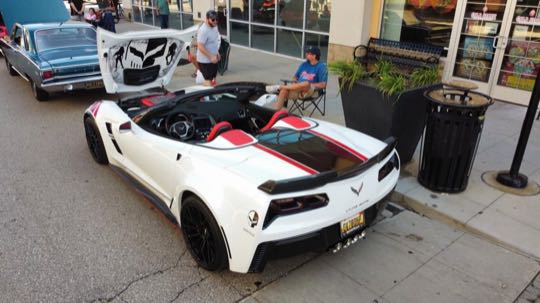 CCCoM 5th Annual “Show and Shine” at Fountain Walk