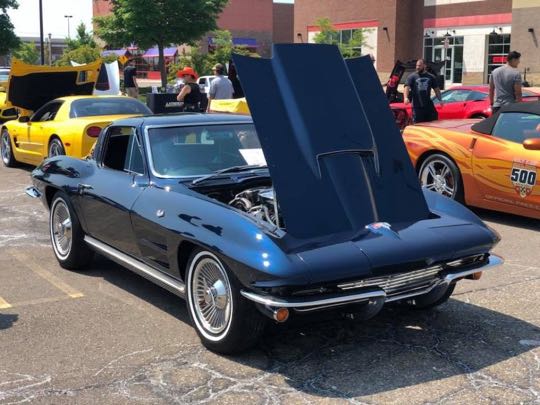CCCoM @ Corvettes at Fountain Walk