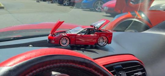 CCCoM @ V-8 Estates Car Show