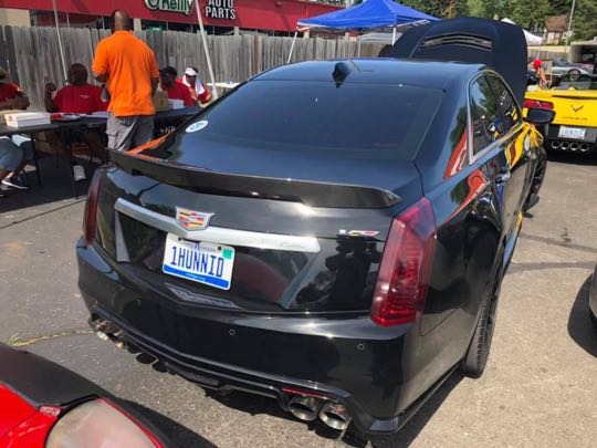 CCCoM @ V-8 Estates Car Show