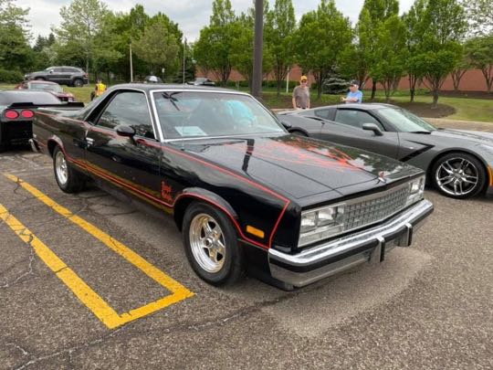 CCCoM’s 2nd Annual Cars & Coffee at Fountain Walk of Novi