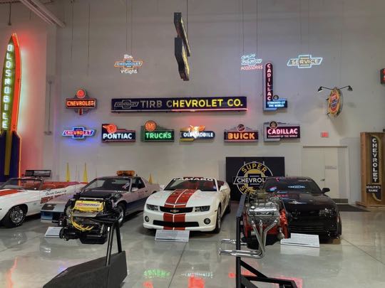 CCCoM's First Annual Fall Cruise from Genesis Chevrolet.