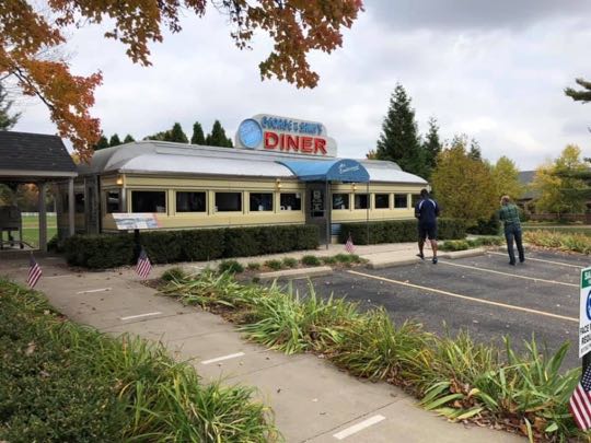 CCCoM Cruise to the Gilmore Automotive Museum