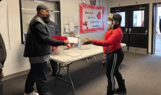CCCoM Giving back for Christmas 2020