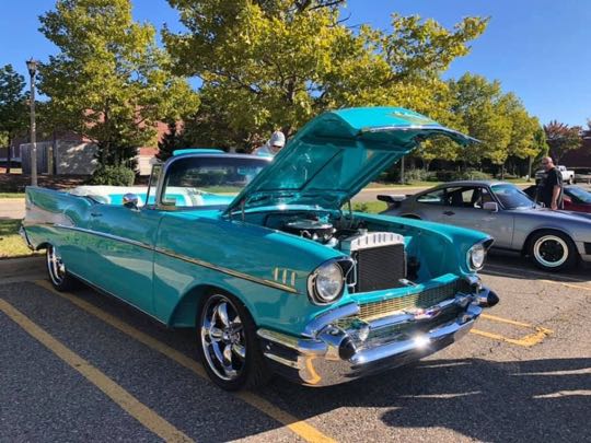 CCCoM presents “Show & Shine @ Fountain Walk”