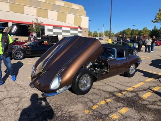 CCCoM presents “Show & Shine @ Fountain Walk”