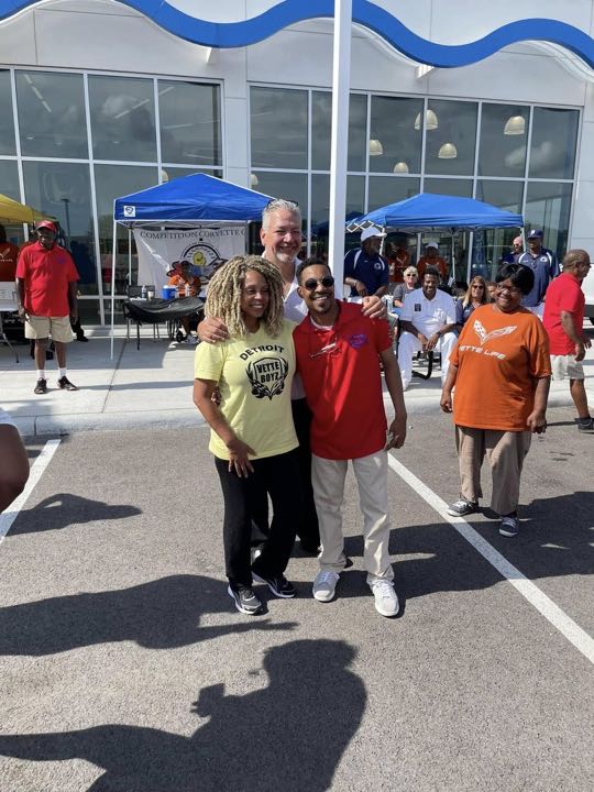 CCCoM supporting CCCoT at their Annual Car Show.