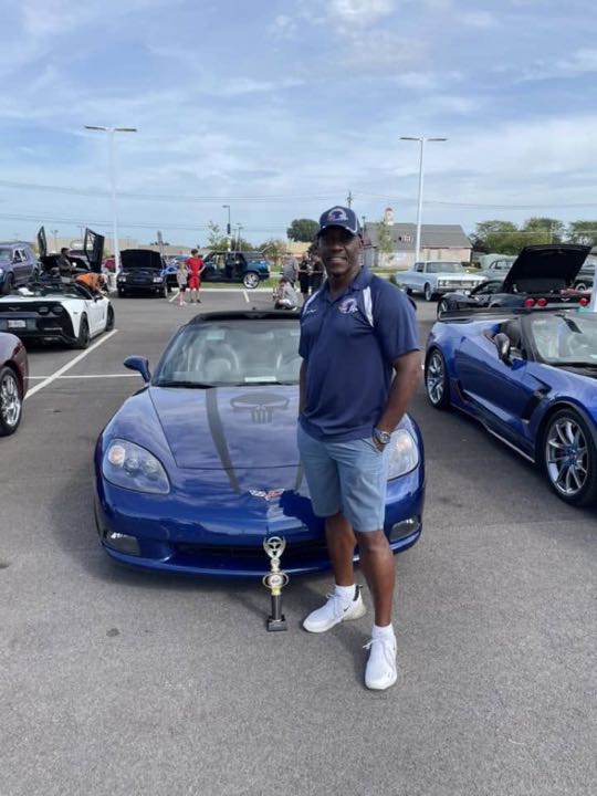 CCCoM supporting CCCoT at their Annual Car Show.