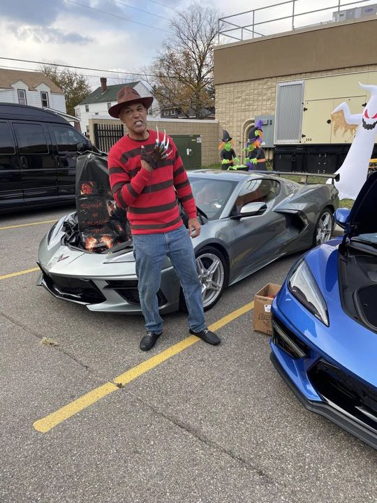 CCCoM supporting DPD 8th Precinct & KISS 105.9 “Trunk or Treat”