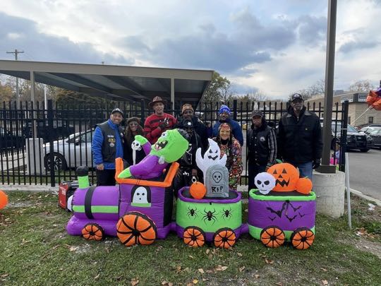 CCCoM supporting DPD 8th Precinct & KISS 105.9 “Trunk or Treat”