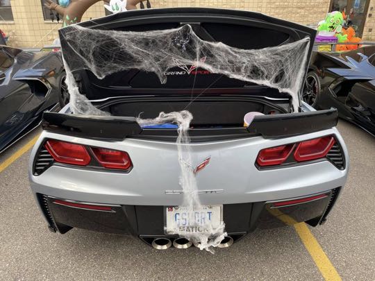 CCCoM supporting DPD 8th Precinct & KISS 105.9 “Trunk or Treat”