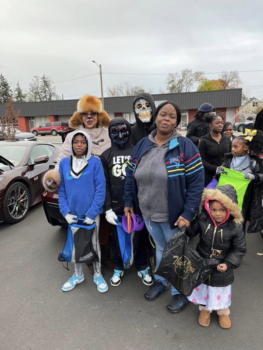 CCCoM supporting DPD 8th Precinct & KISS 105.9 “Trunk or Treat”
