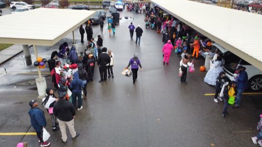 CCCoM supporting the 8th Precinct “Trunk or Treat”