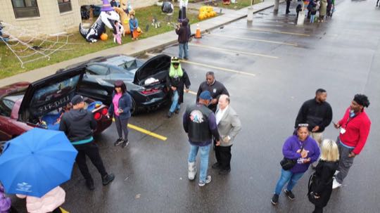 CCCoM supporting the 8th Precinct “Trunk or Treat”