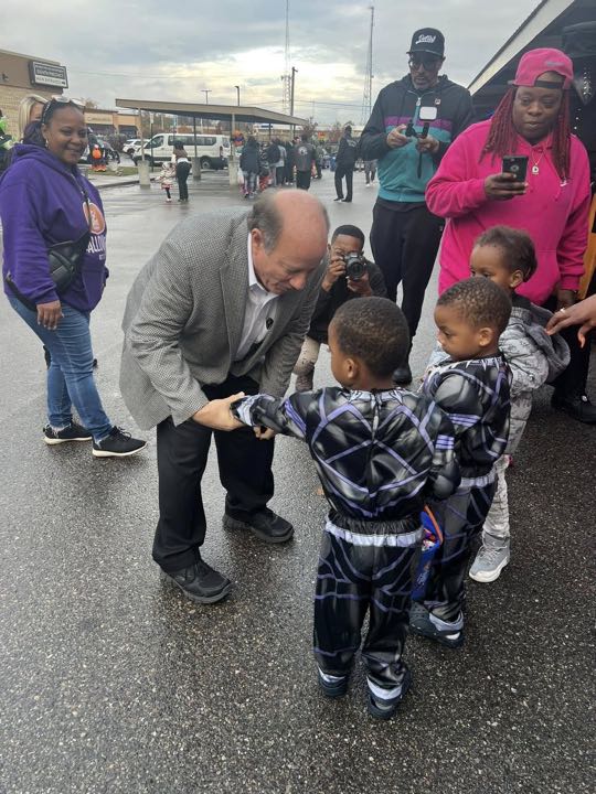 CCCoM supporting the 8th Precinct “Trunk or Treat”