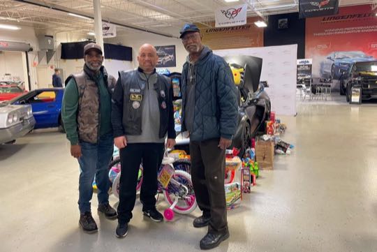 CCCoM supporting “Toys for Tots”, at the Lingenfelter Collection